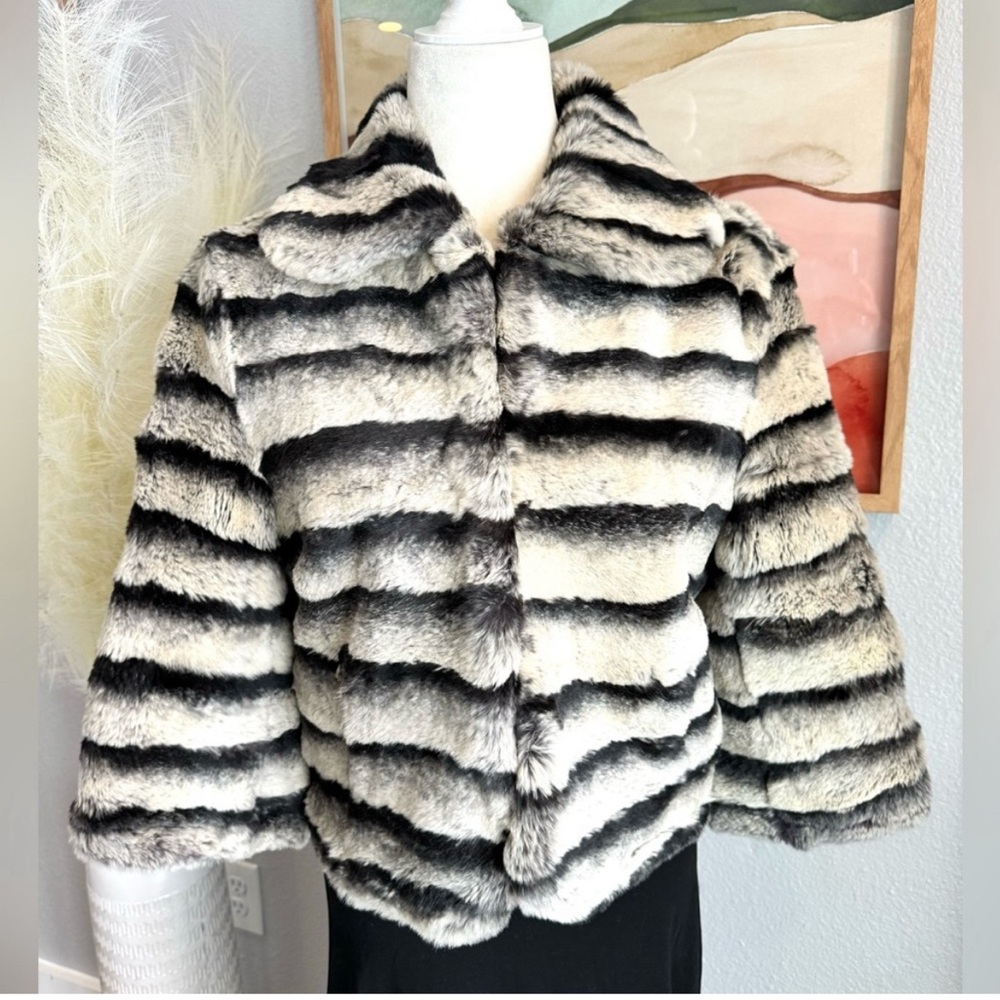 Cache Chinchilla Fur Jacket size M
